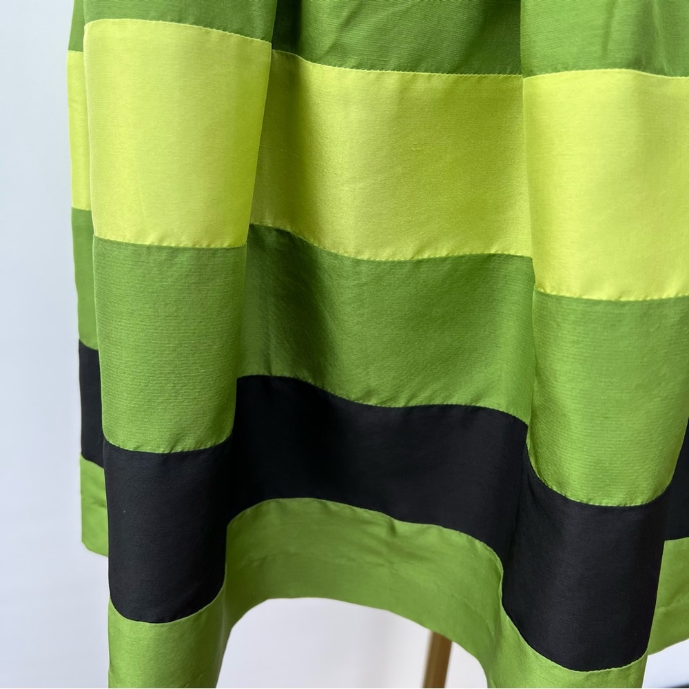 Kensie Silk Striped Flare & Fitted Sleeveless Green Dress Size M - Picture 4 of 12